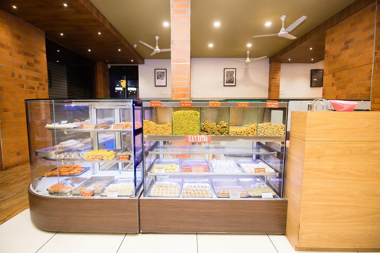 Hotel Kapilavasthu Palakkad 2*,