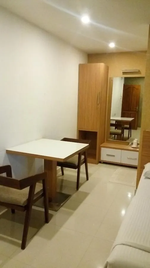 Hotel Kapilavasthu Palakkad 2*,