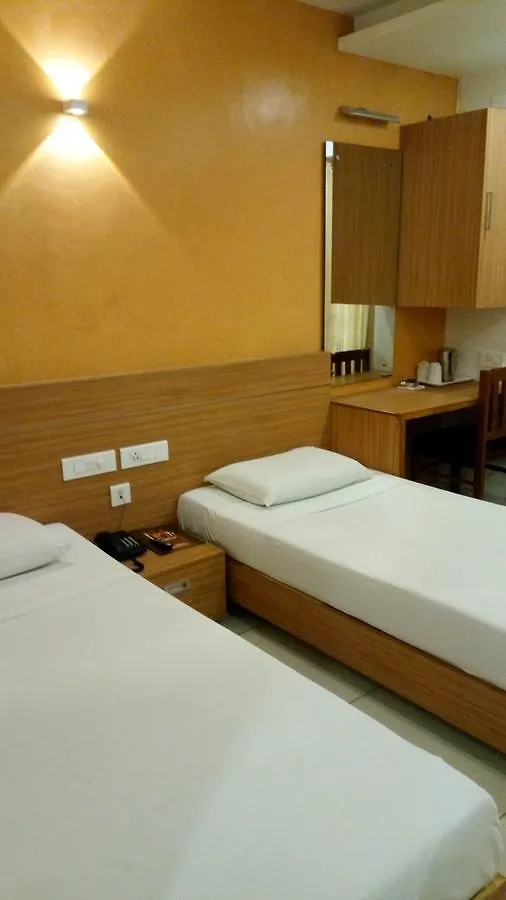 Hotel Kapilavasthu Palakkad 2*,  India