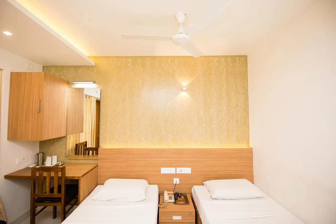 Hotel Kapilavasthu Palakkad 2*,